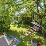 Idyllisches Nur 250 Meter Zum Mit Meerblick, Privater Terrasse, Privatparkplatz Apartment Crikvenica