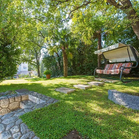 Idyllisches Nur 250 Meter Zum Mit Meerblick, Privater Terrasse, Privatparkplatz *