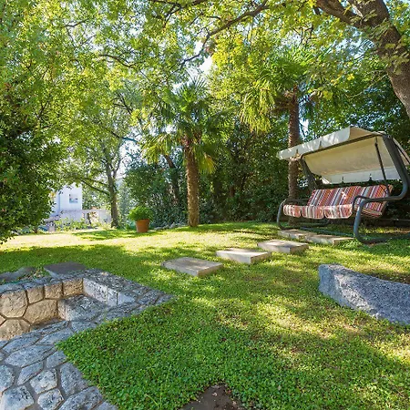 Idyllisches Nur 250 Meter Zum Mit Meerblick, Privater Terrasse, Privatparkplatz *