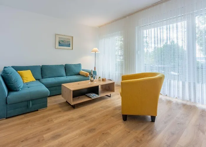 Appartamento Idyllisches Nur 250 Meter Zum Mit Meerblick, Privater Terrasse, Privatparkplatz Crikvenica